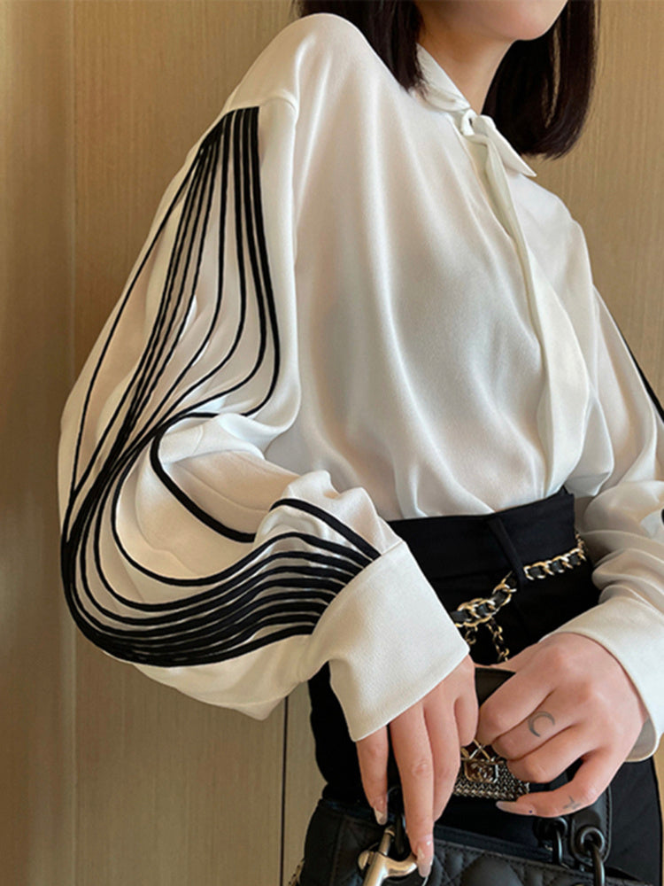 Nami Lantern Sleeve Blouse with Color Contrast Pleats