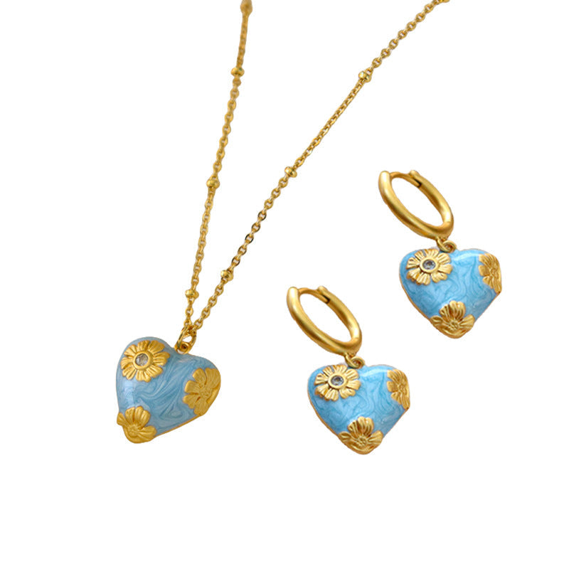 French Exquisite Blue Dripping Enamel Flower Love Necklace For Women