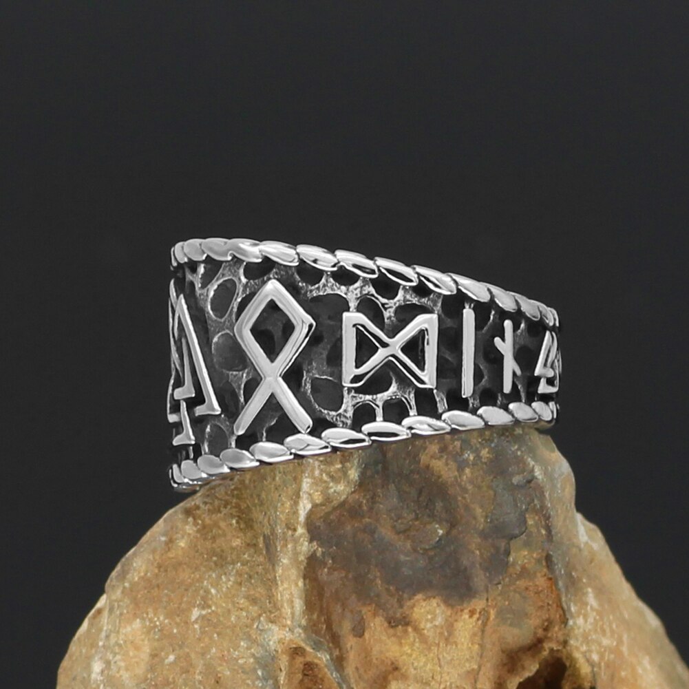 Odin Valknut Rune Amulet Ring