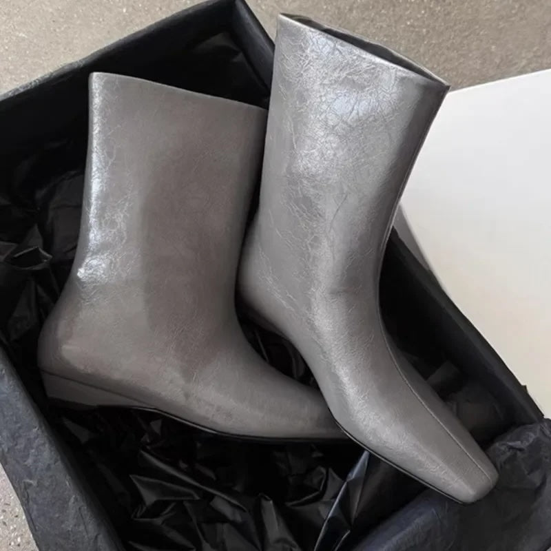 Osprey Minimalist Moto Ankle Boots
