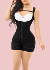 Melany Elegant Figure