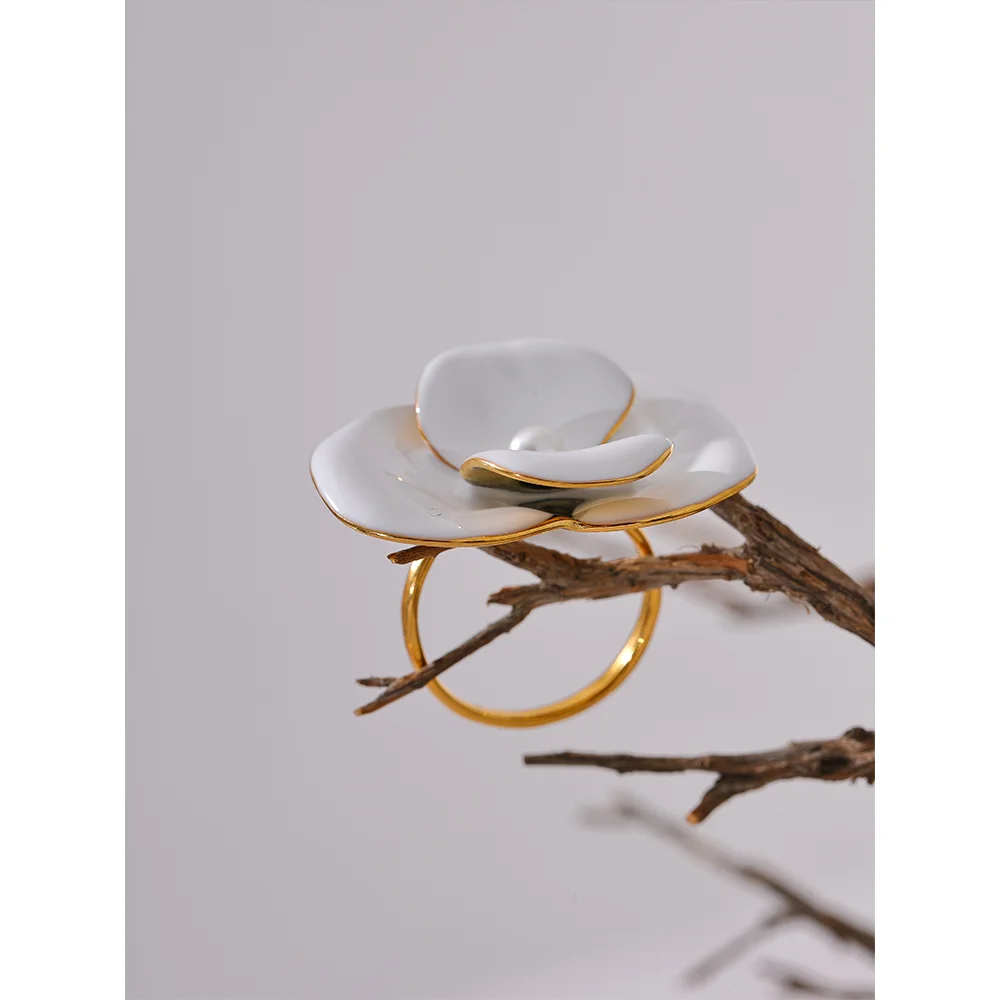 Sadie Sculpted Bloom Statement Ring