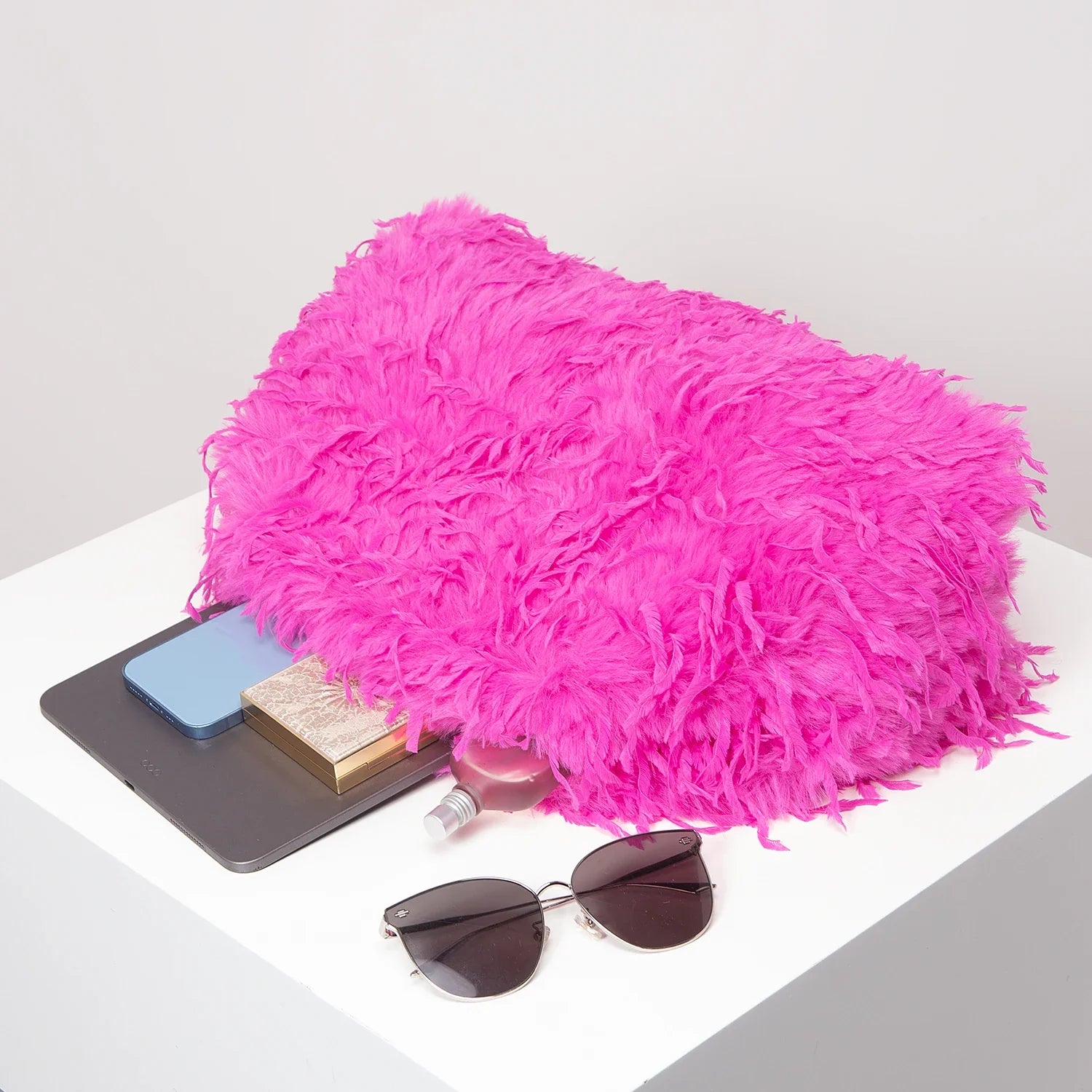 Olivia Fuzzy Oversized Clip Clutch