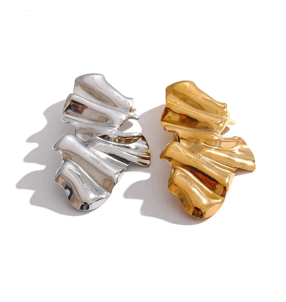 Addison Abstract Wavy Sculptural Brooch