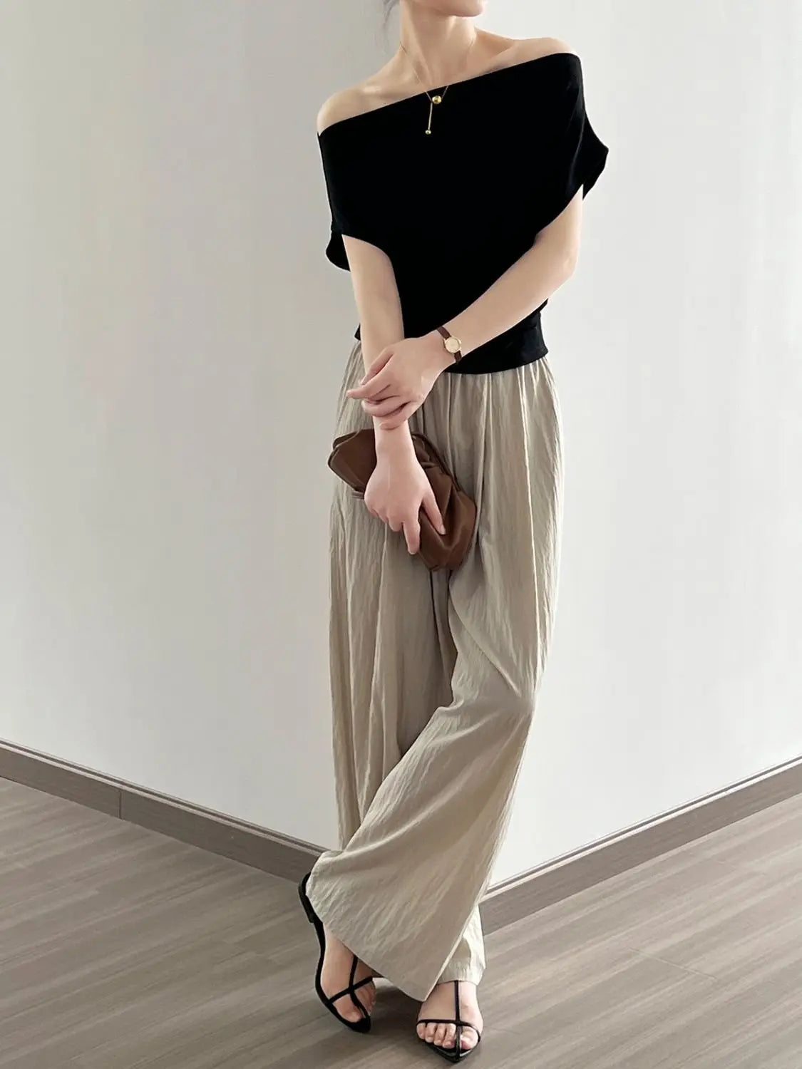 Maxim Off the Shoulder Boat Neck Top