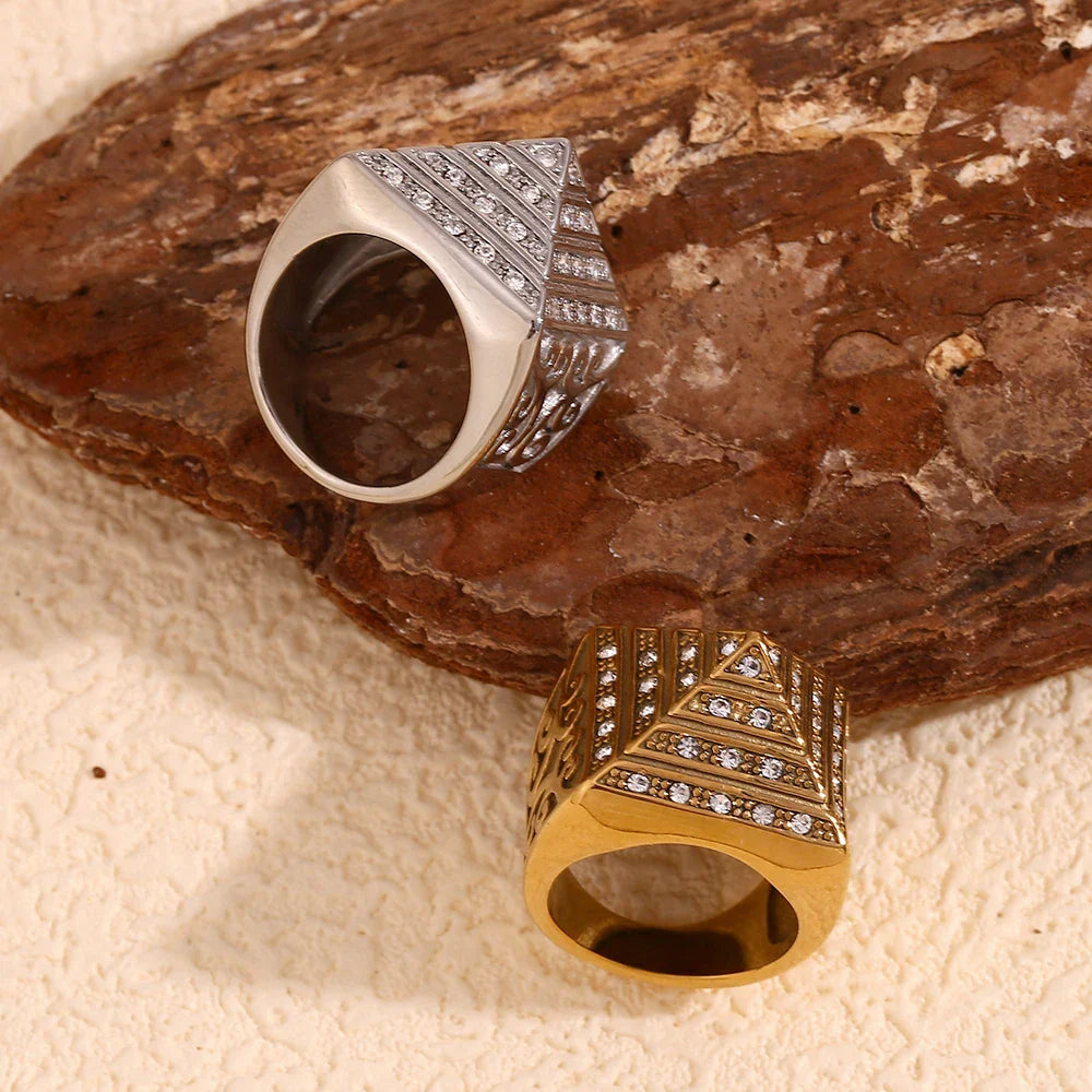 Vintage Pyramid Vine Lux Mens Ring