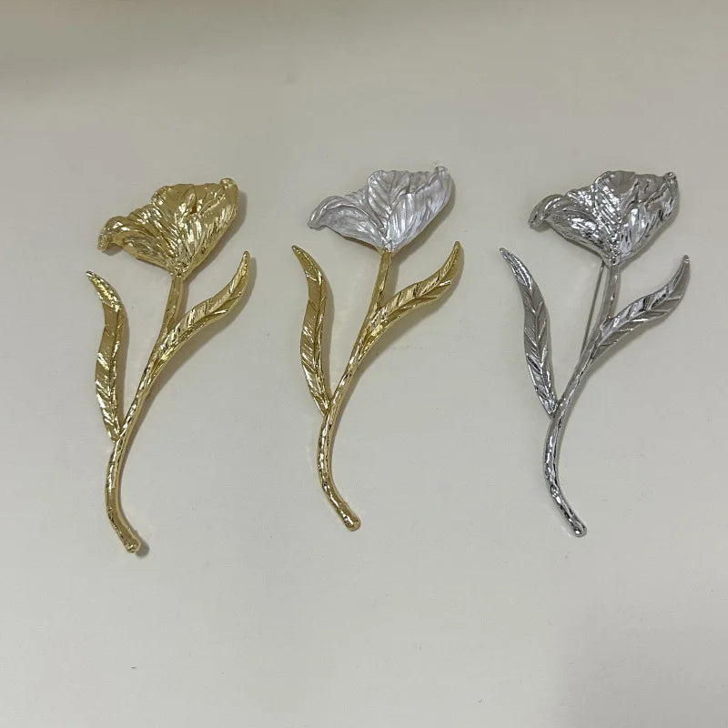 Vintage Jumbo Metal Leaf Flower Brooch