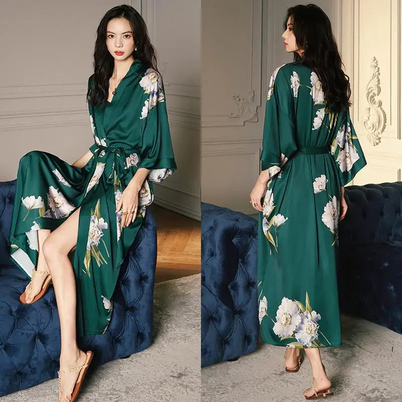 Emersyn Floral Silk Print Kimono Robes