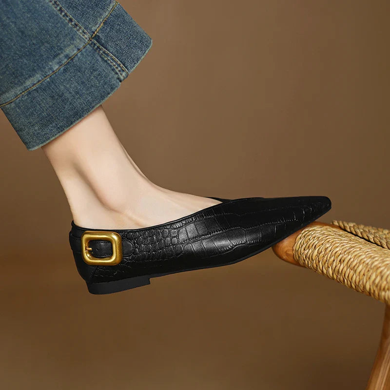 Dylla Pointed Tulip Wrap Flats