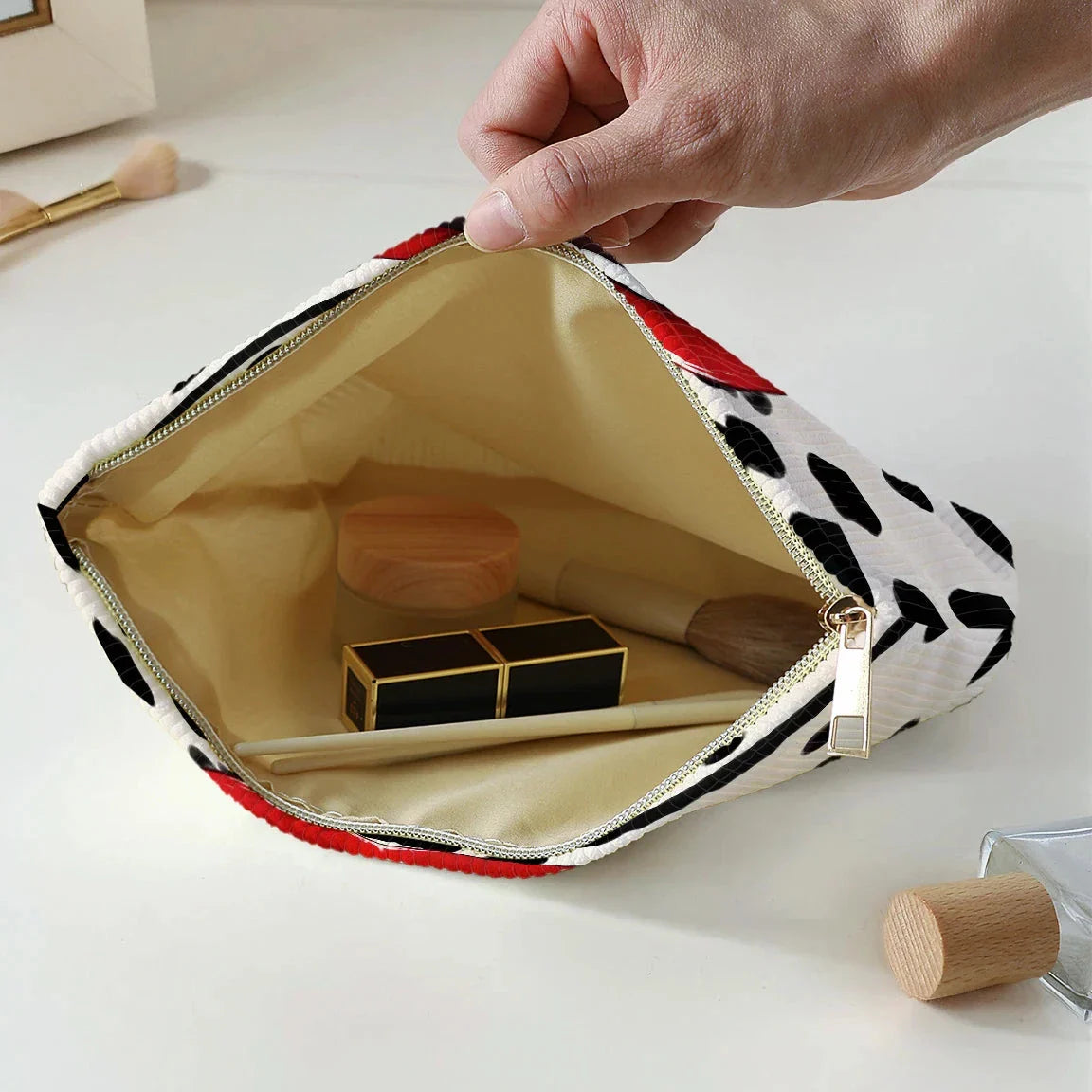 Cowhide Red LIps Print Cosmetic Pouch