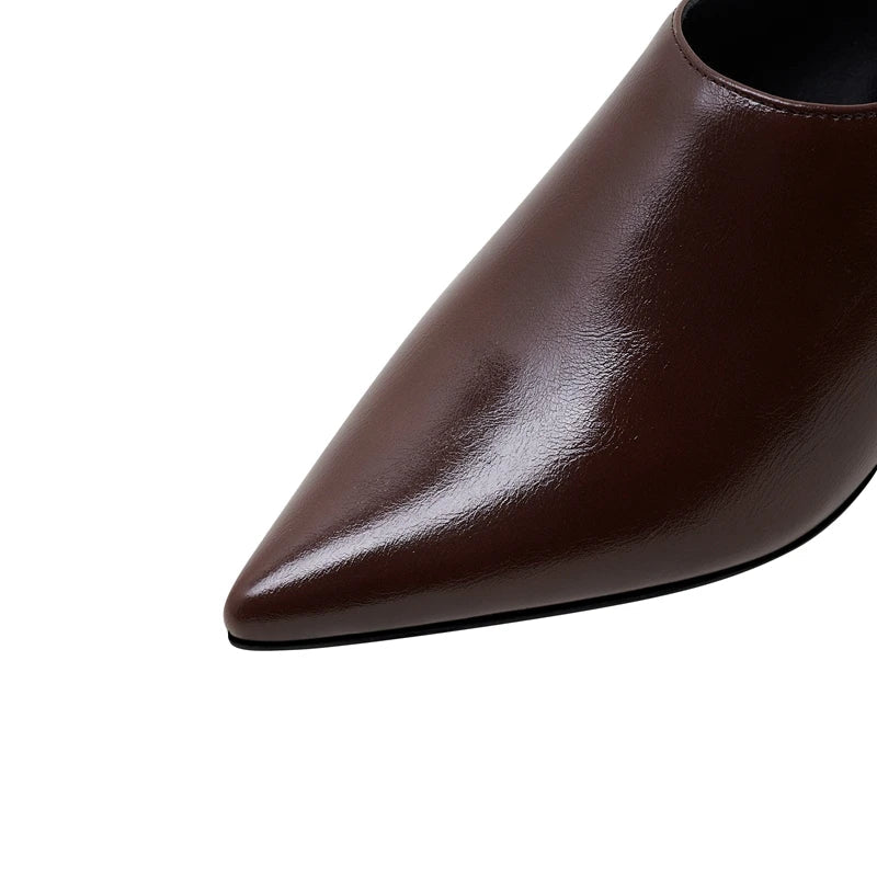 Mamiya Pointed Toe Ball Kitten Heel Pumps