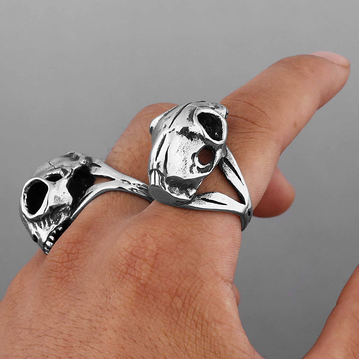 Simple Skull Hollow Ring