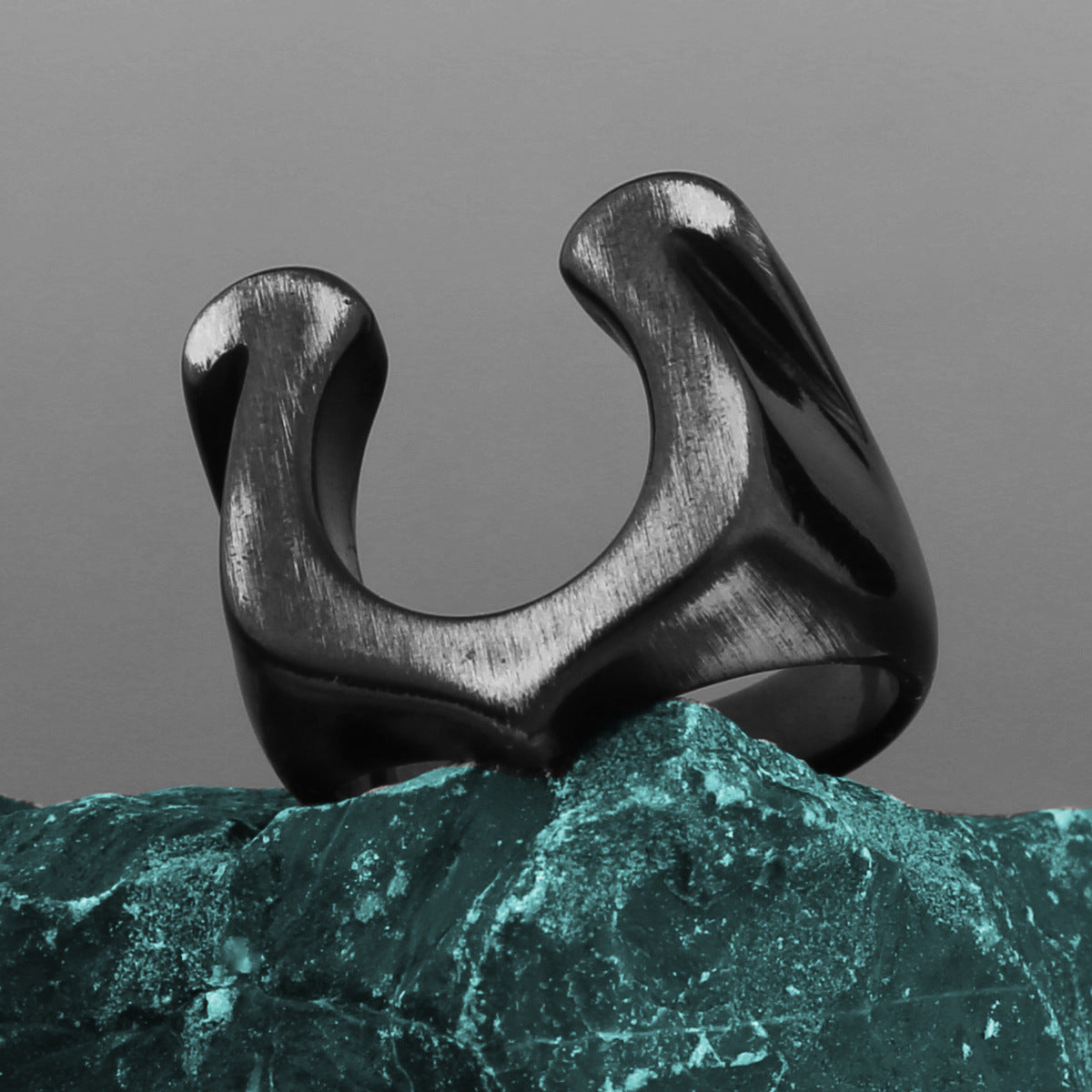 Simple U-shaped Ring