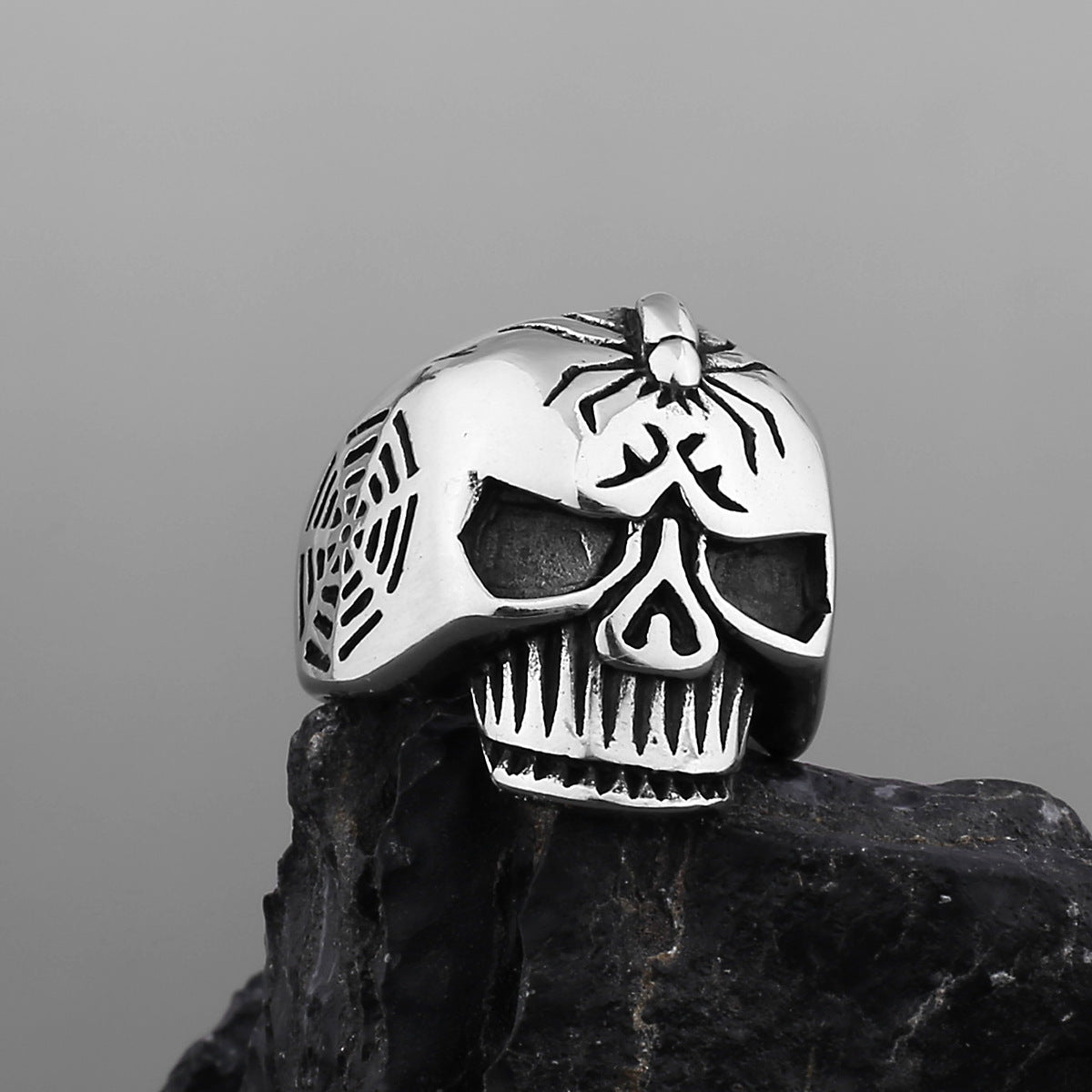 Spider Skull Ring
