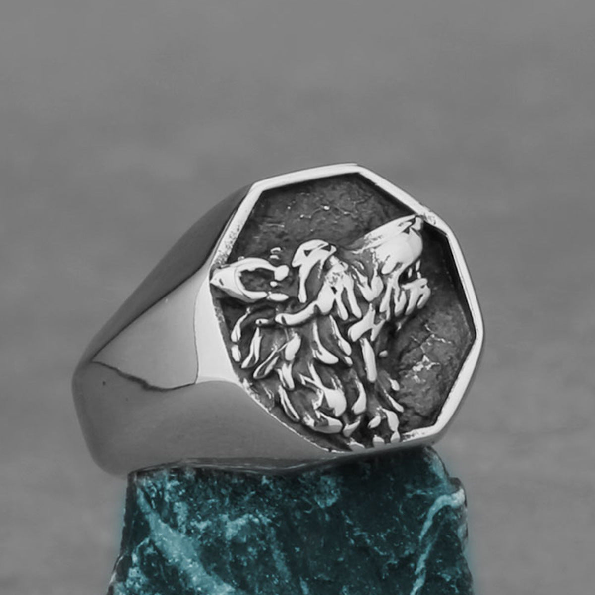 Viking Odin Wolf Ring