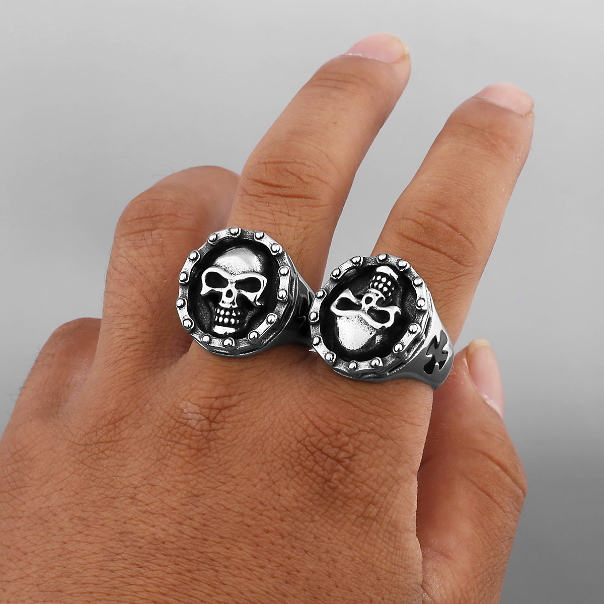 Vintage Punk Skull-Head Design Ring