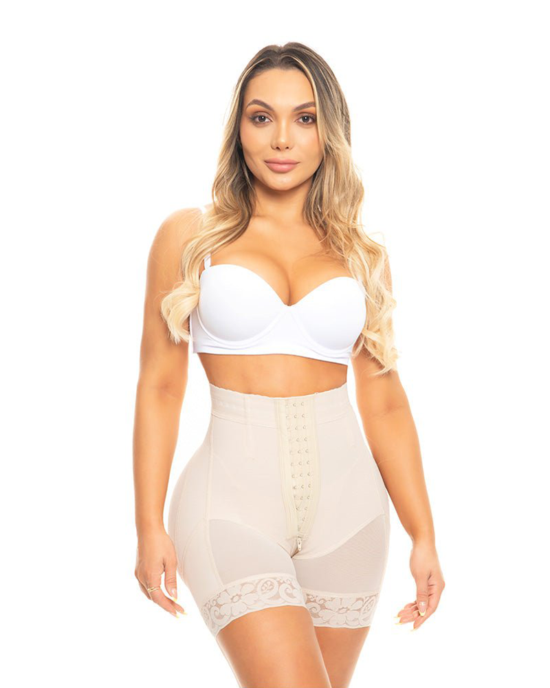 High Waist Push Up Lace Short With 3 Rows Of Snaps