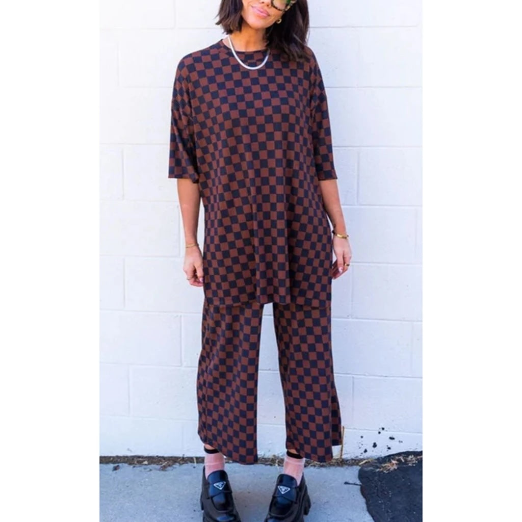 Izara Two-Piece Prints Casual Tee and Pants Set