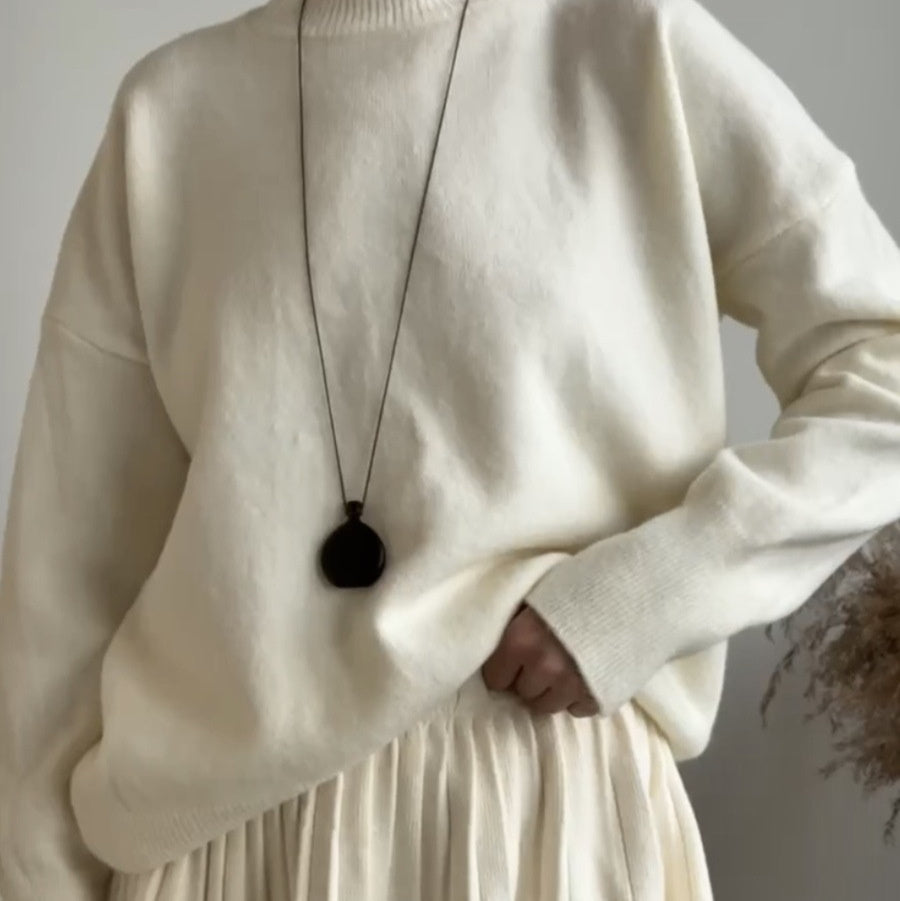 Solid Color Round Neck Sweater Pleated Skirt Suit Skirt