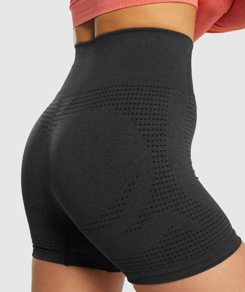 Seamless yoga shorts