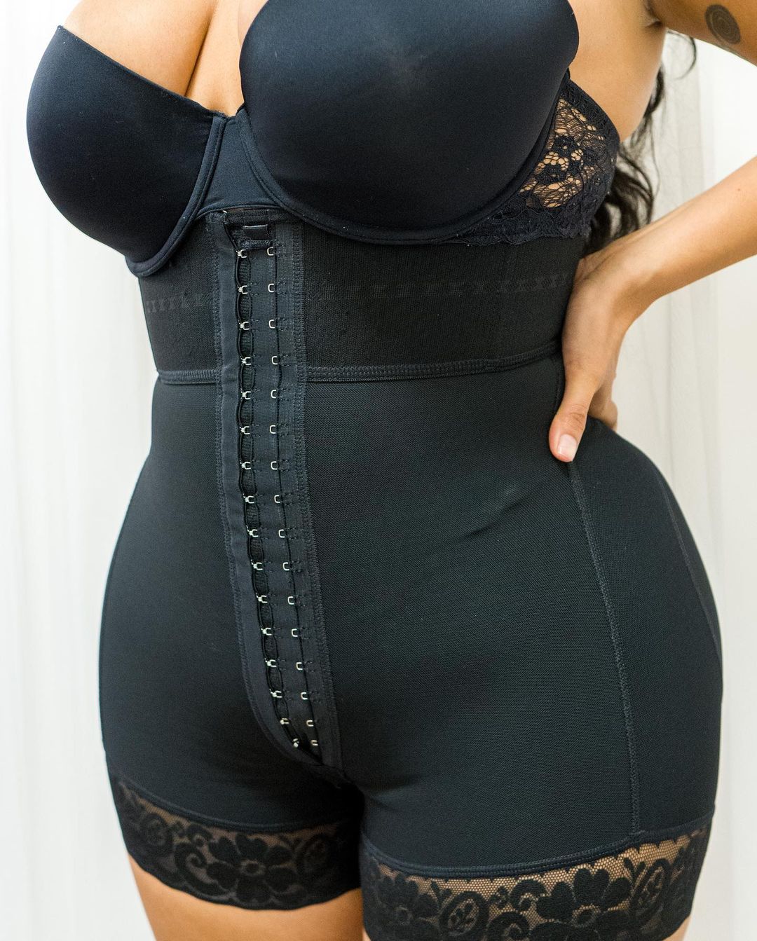 Uplady High Waist Hourglass Curvy Fit Faja butt lifter