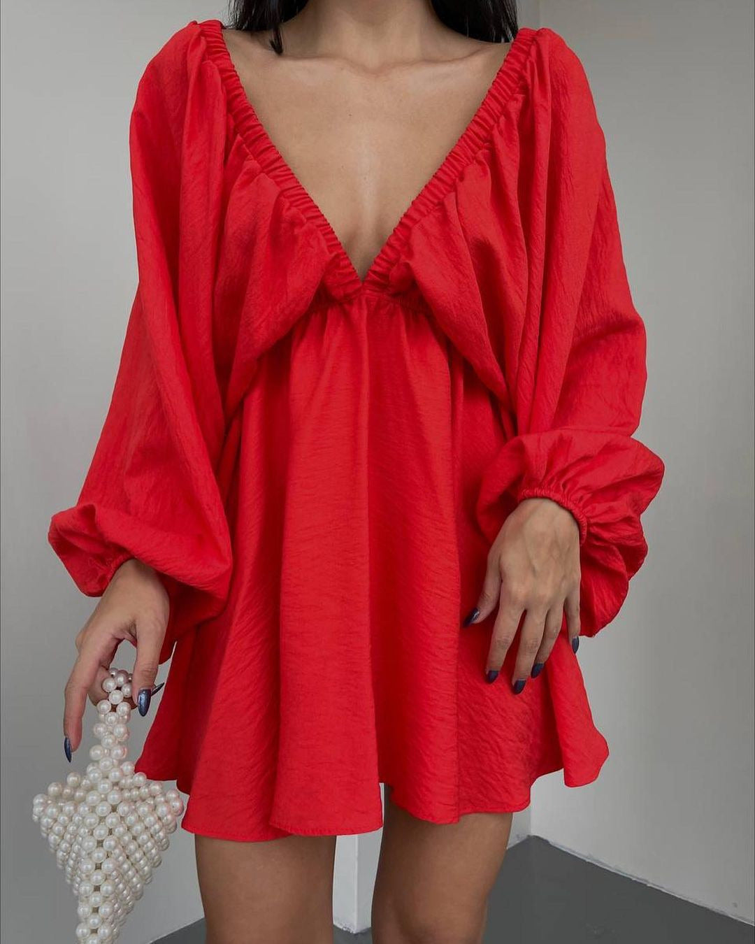 V-Neck Lantern Sleeve Dress â€?Loose Fit Long Sleeve Casual Dress